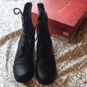Faylln Black combat boots